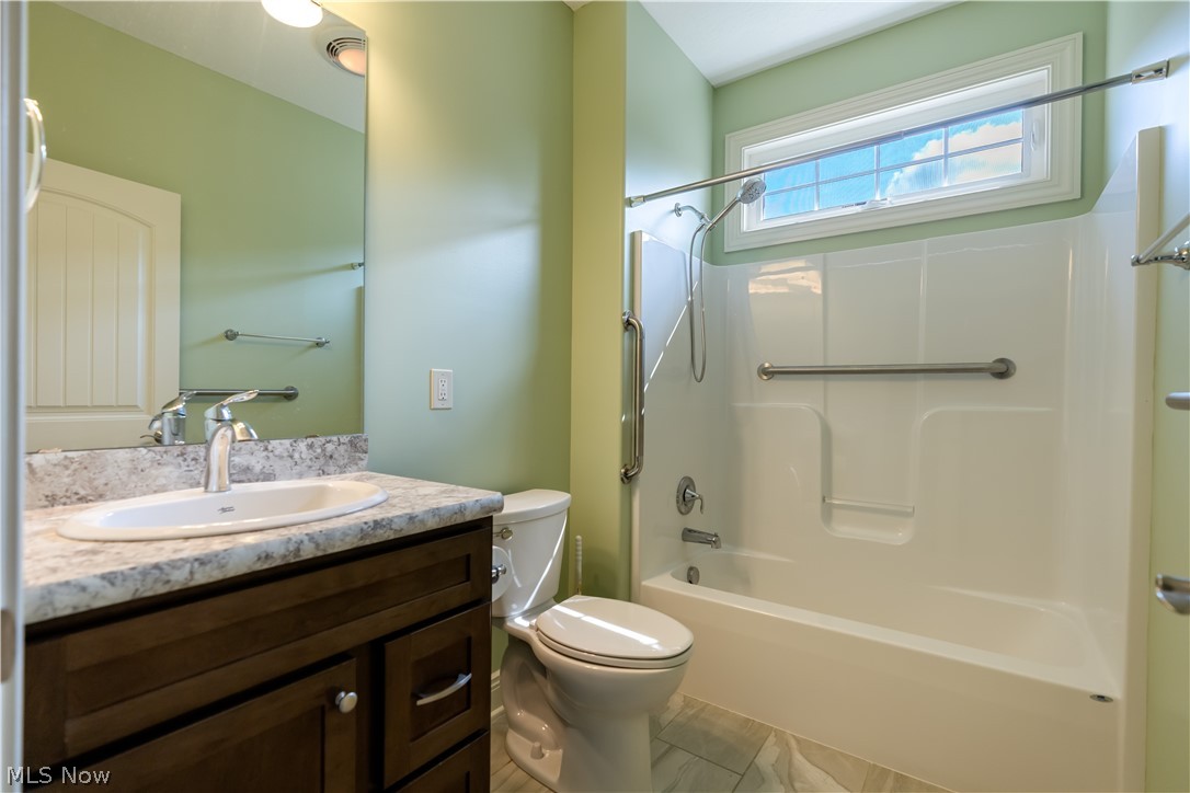 2248 Grimsby Street NW North Canton OH 44720