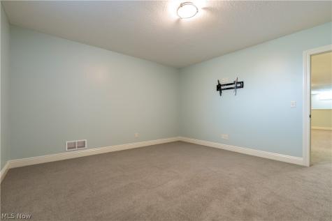 2248 Grimsby Street NW North Canton OH 44720