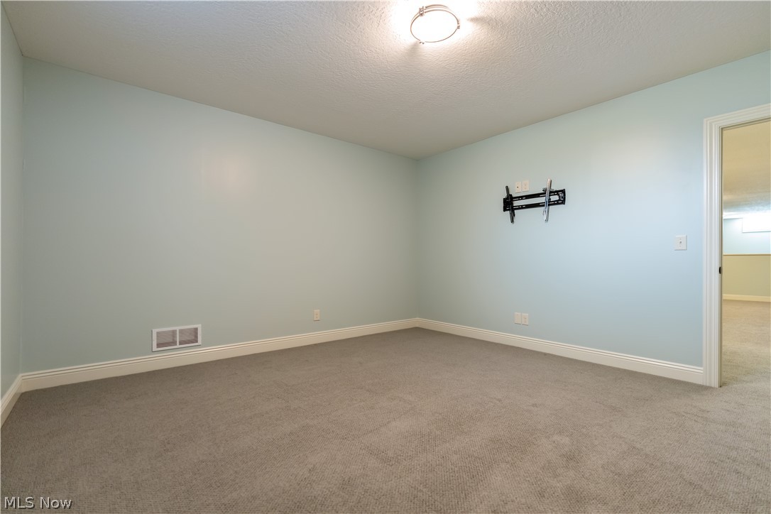 2248 Grimsby Street NW North Canton OH 44720