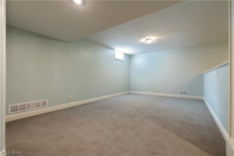 2248 Grimsby Street NW North Canton OH 44720