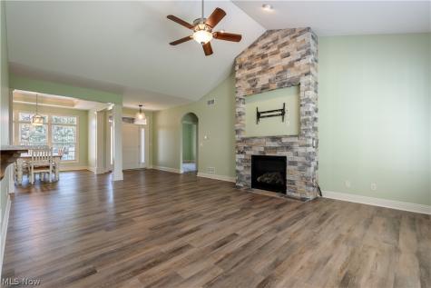 2248 Grimsby Street NW North Canton OH 44720