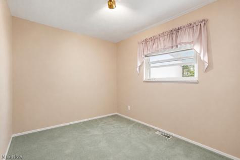 819 Navajo Trail Macedonia OH 44056