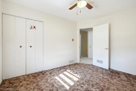 819 Navajo Trail Macedonia OH 44056