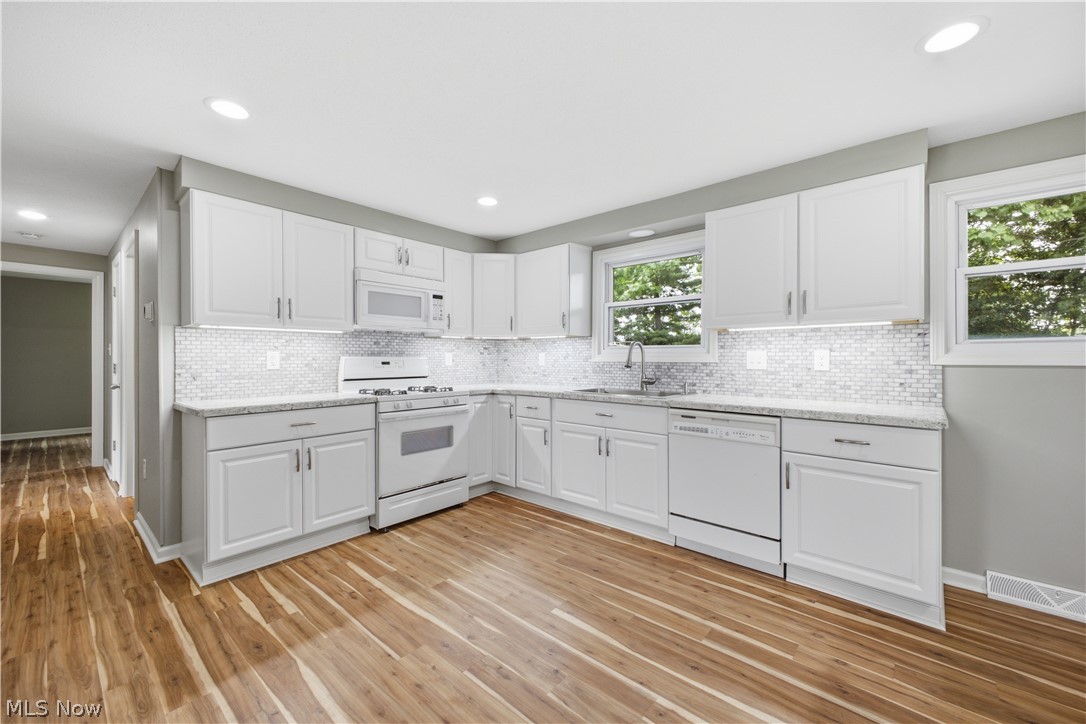 1734 Shannon Circle Mineral Ridge OH 44440