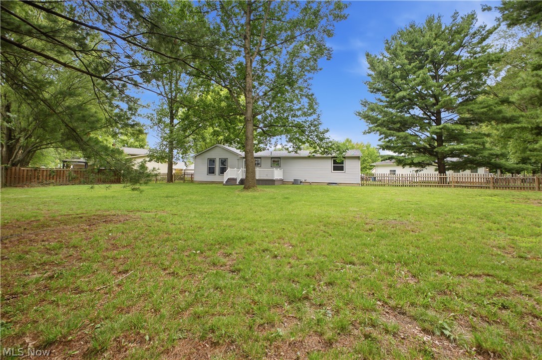 1734 Shannon Circle Mineral Ridge OH 44440