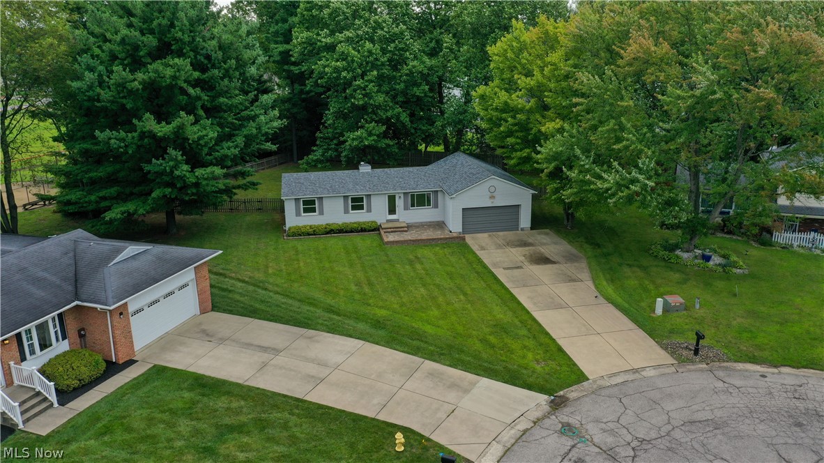 1734 Shannon Circle Mineral Ridge OH 44440