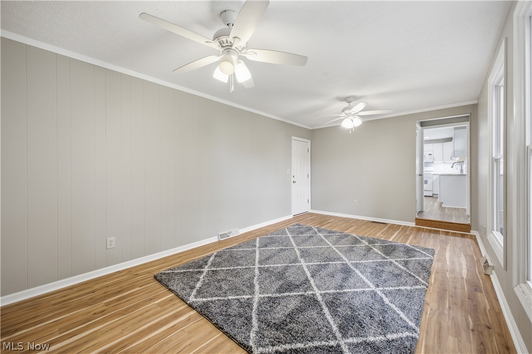 1734 Shannon Circle Mineral Ridge OH 44440
