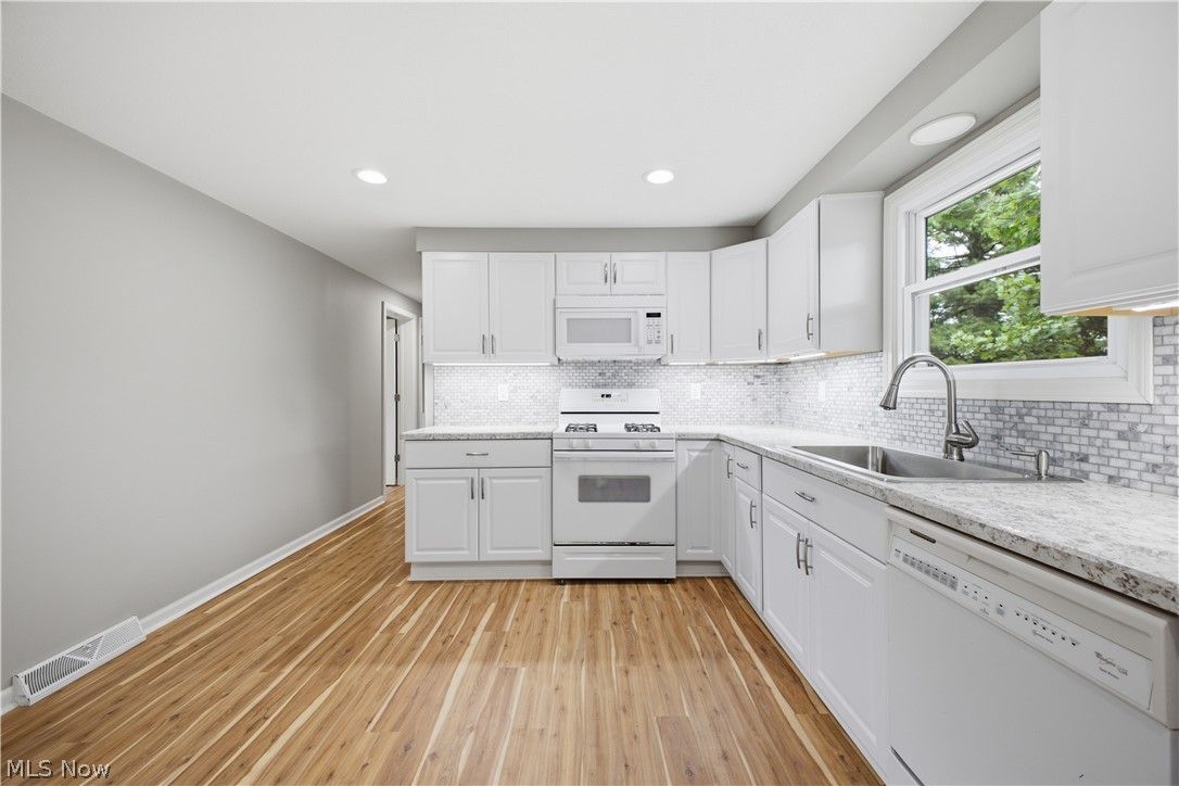 1734 Shannon Circle Mineral Ridge OH 44440