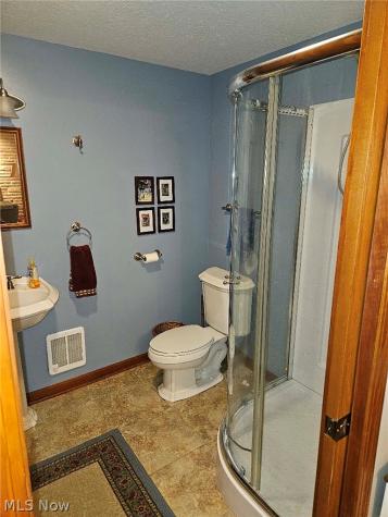 8162 Mona Street SW Navarre OH 44662