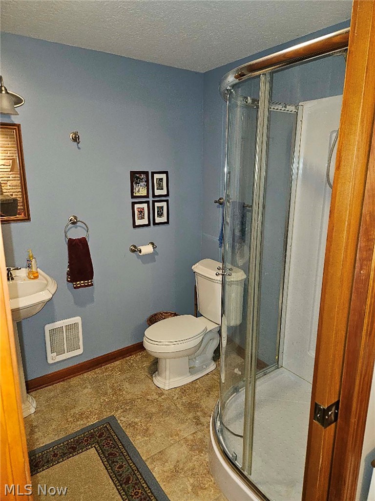 8162 Mona Street SW Navarre OH 44662
