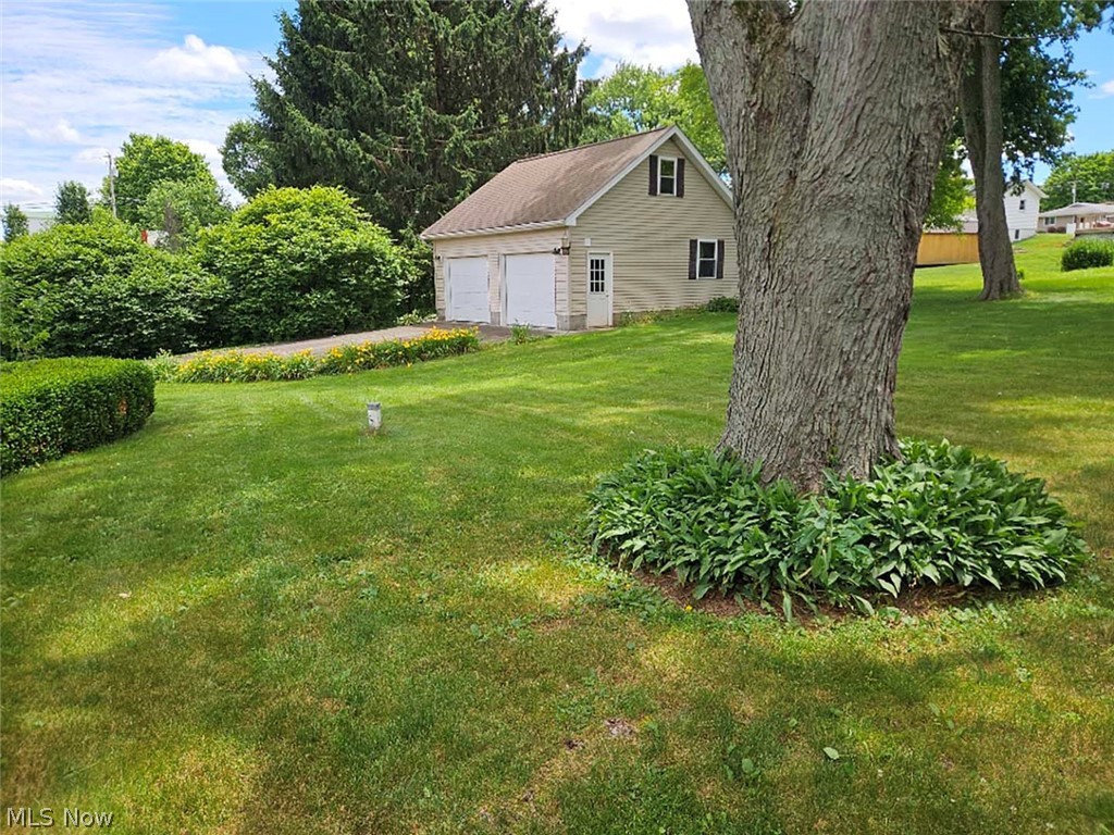 8162 Mona Street SW Navarre OH 44662