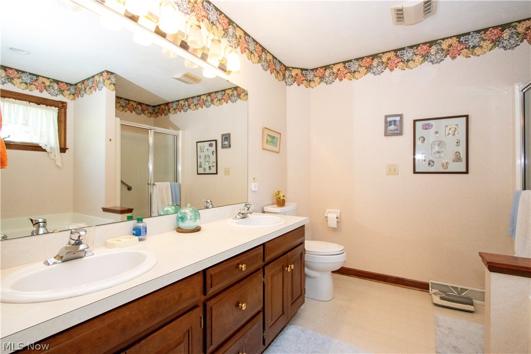738 Danberry Drive Wooster OH 44691