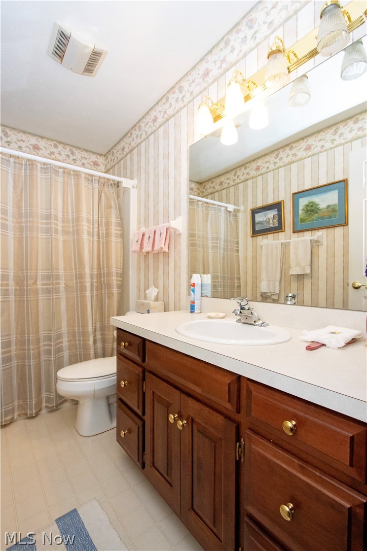 738 Danberry Drive Wooster OH 44691