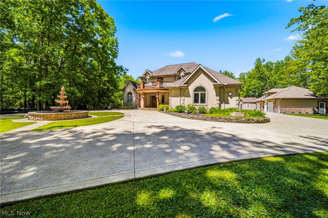 10600 Locust Grove Drive Chardon OH 44024