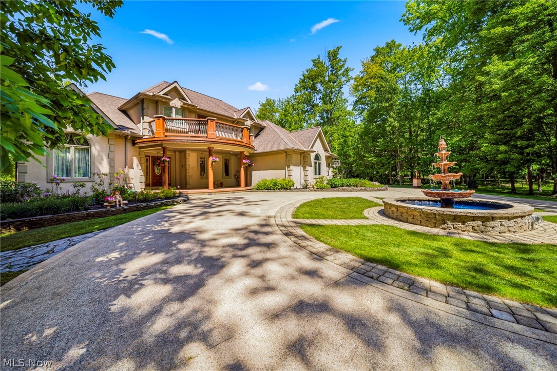 10600 Locust Grove Drive Chardon OH 44024