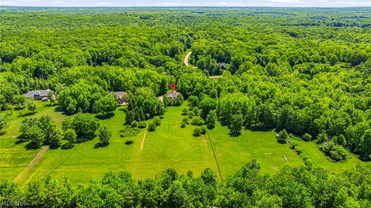 10600 Locust Grove Drive Chardon OH 44024