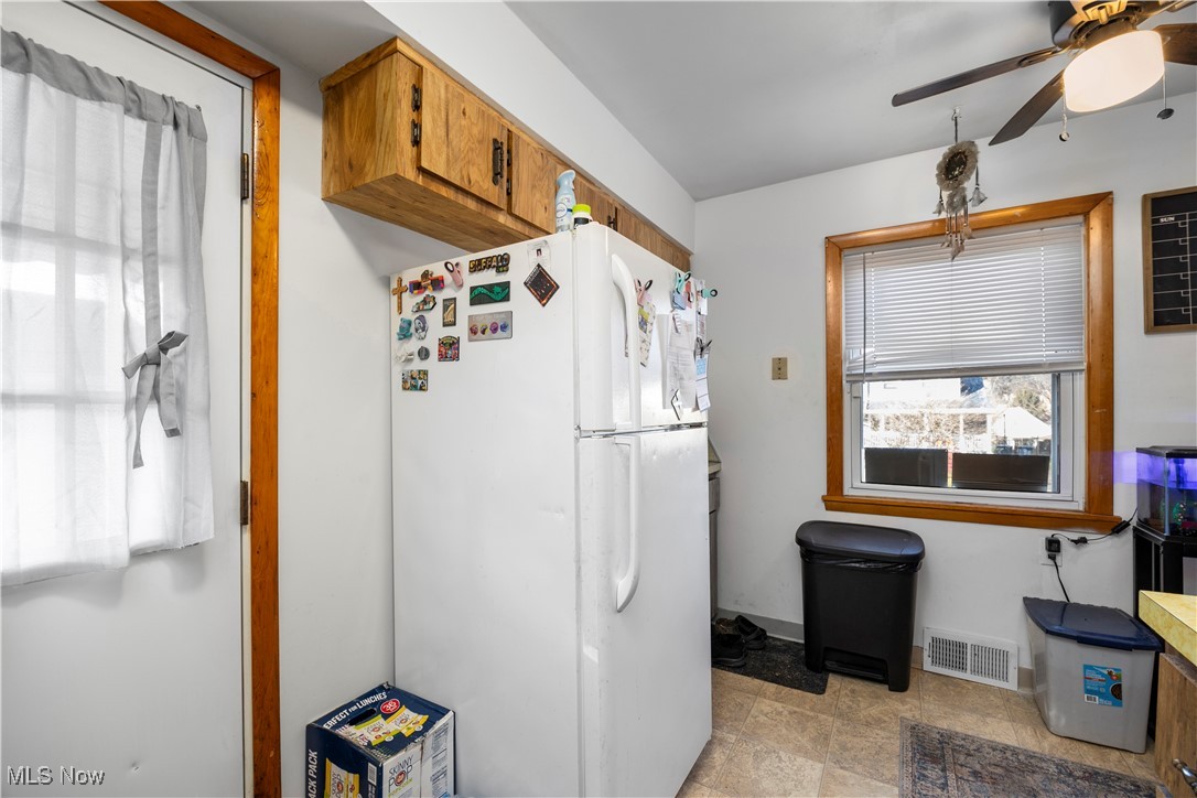 439 Larkin Avenue Akron OH 44305