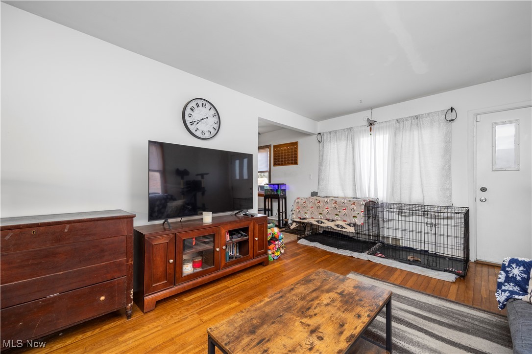 439 Larkin Avenue Akron OH 44305