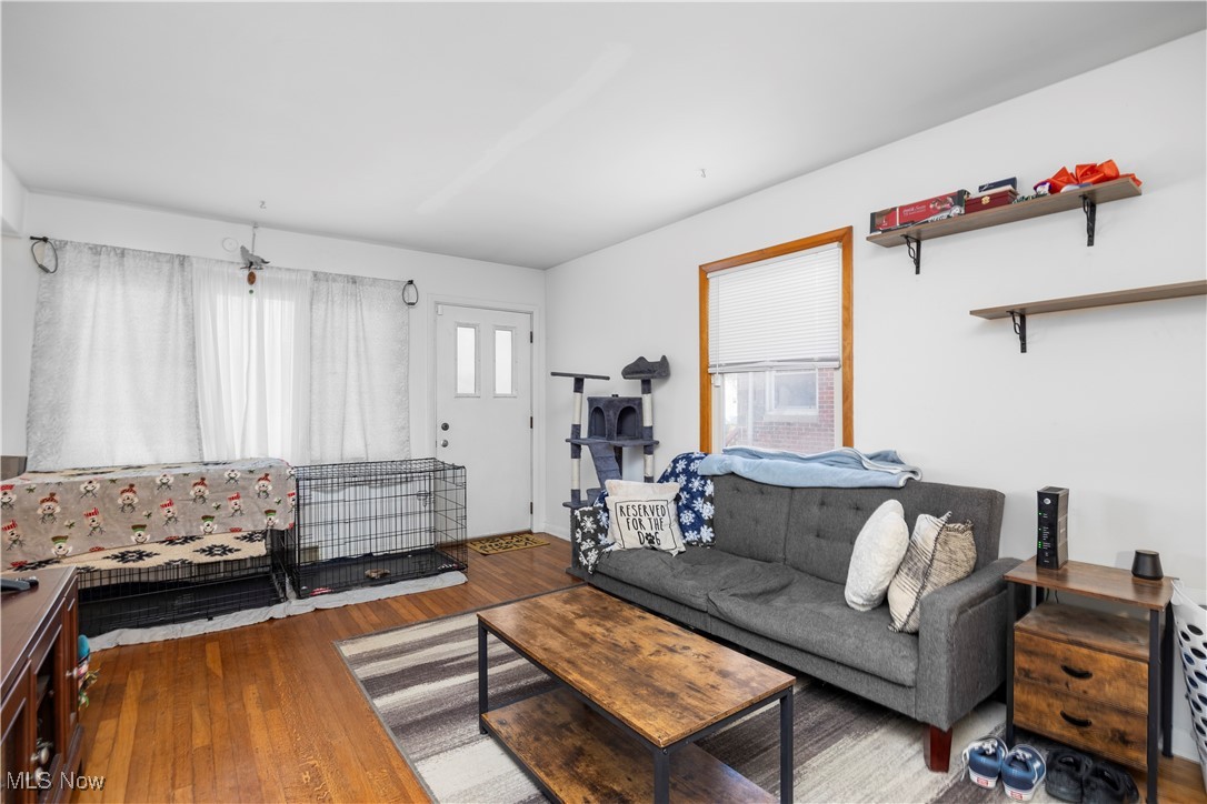 439 Larkin Avenue Akron OH 44305