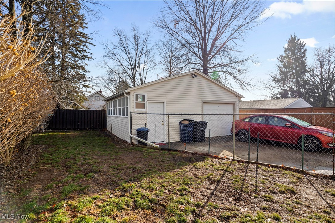 439 Larkin Avenue Akron OH 44305