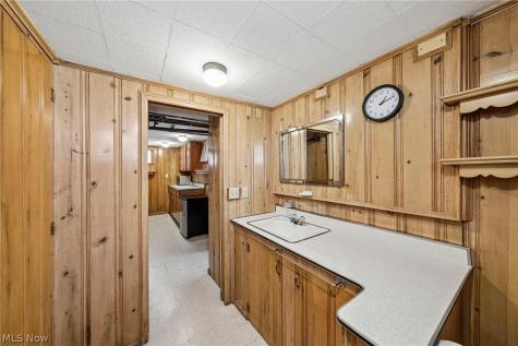 2902 Lincoln Avenue Parma OH 44134