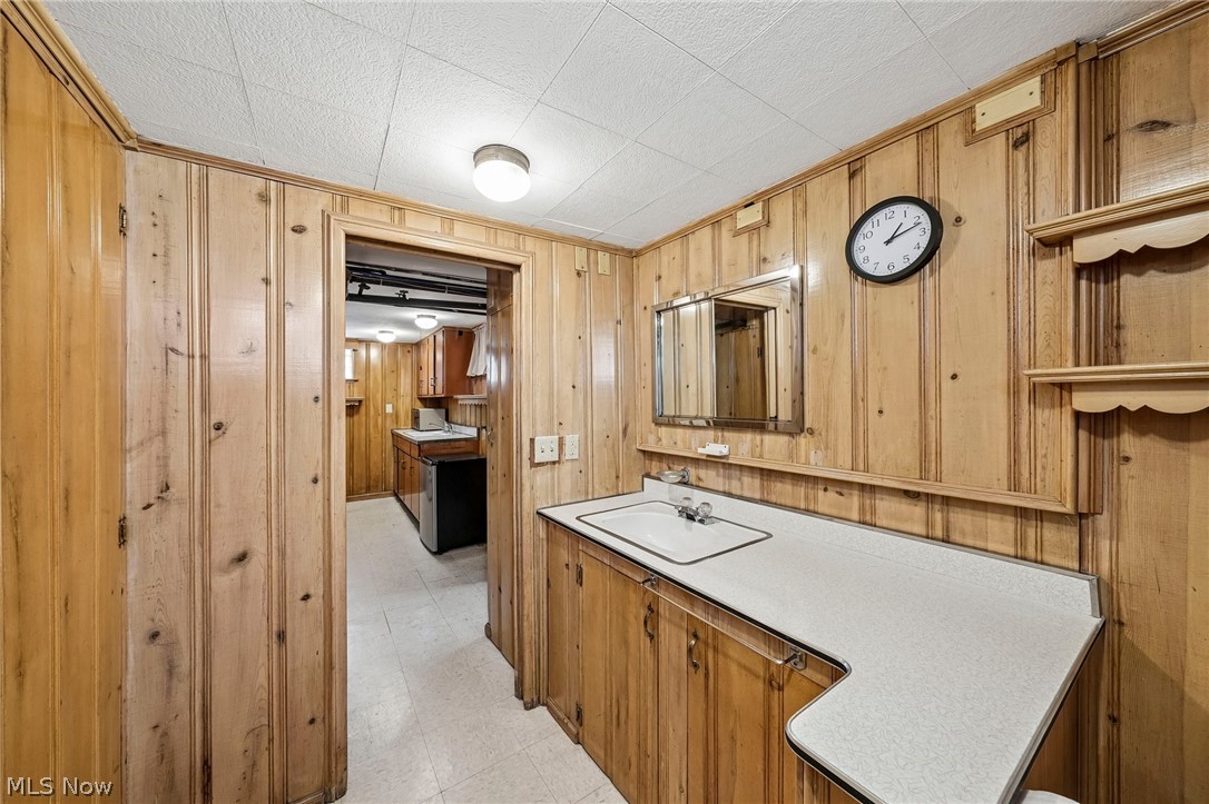 2902 Lincoln Avenue Parma OH 44134