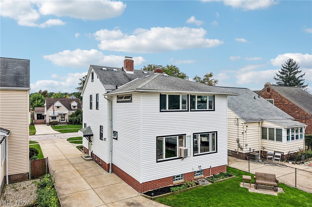 2902 Lincoln Avenue Parma OH 44134