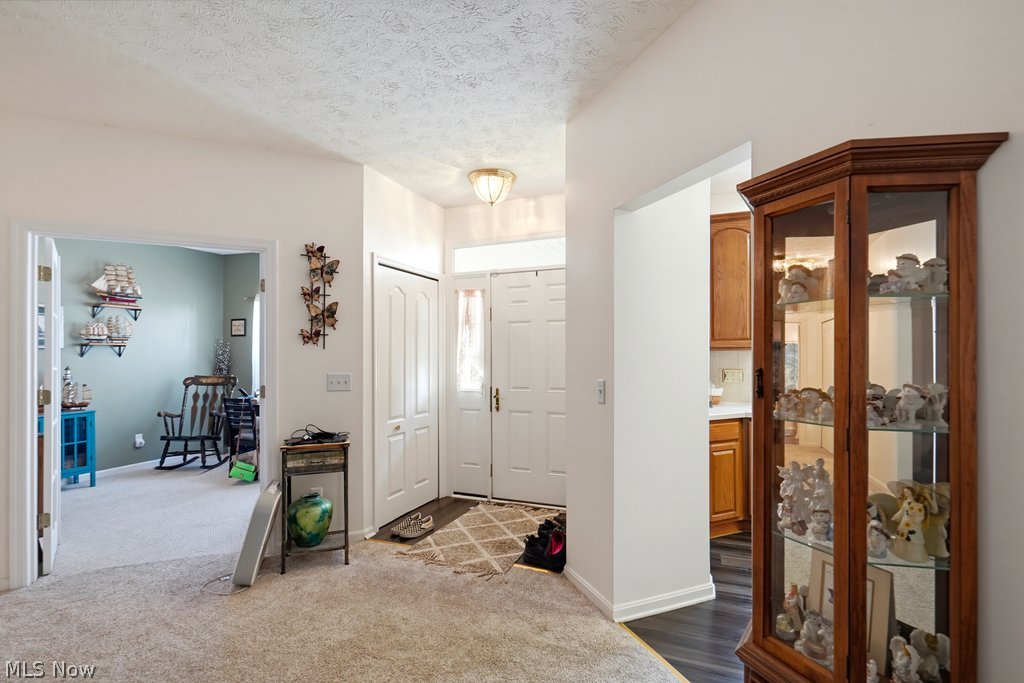 136 Vista Court North Olmsted OH 44070