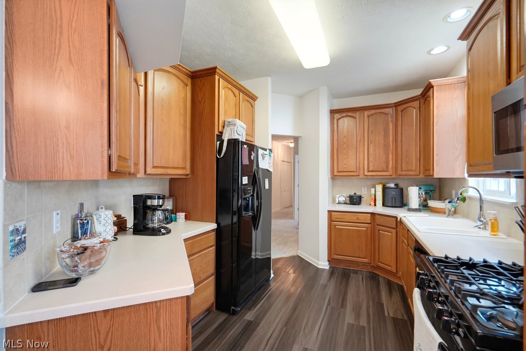 136 Vista Court North Olmsted OH 44070