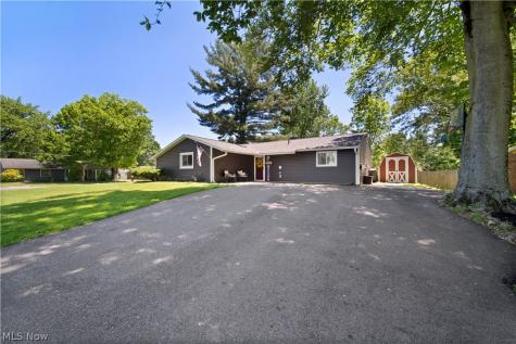 3594 Hanover Drive Kent OH 44240