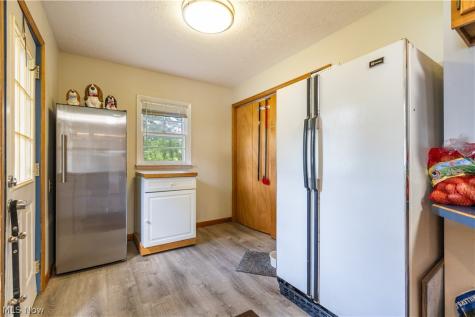 1431 Pin Oak Drive Akron OH 44312