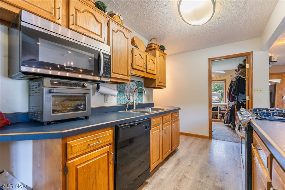1431 Pin Oak Drive Akron OH 44312