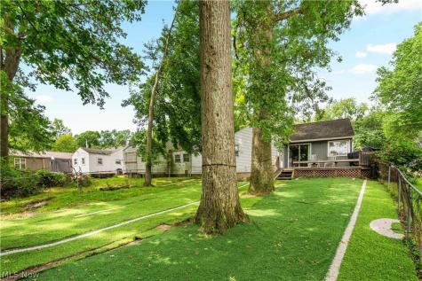 1431 Pin Oak Drive Akron OH 44312