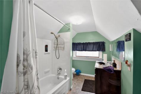 9491 Root Road North Ridgeville OH 44039