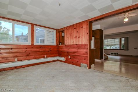 655 E 305th Street Willowick OH 44095