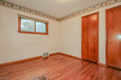 655 E 305th Street Willowick OH 44095