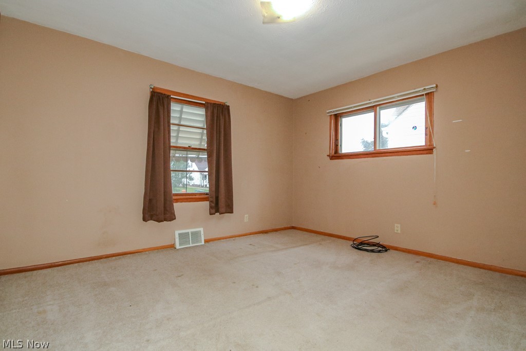 655 E 305th Street Willowick OH 44095