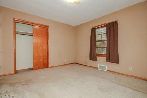 655 E 305th Street Willowick OH 44095
