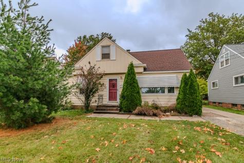 655 E 305th Street Willowick OH 44095