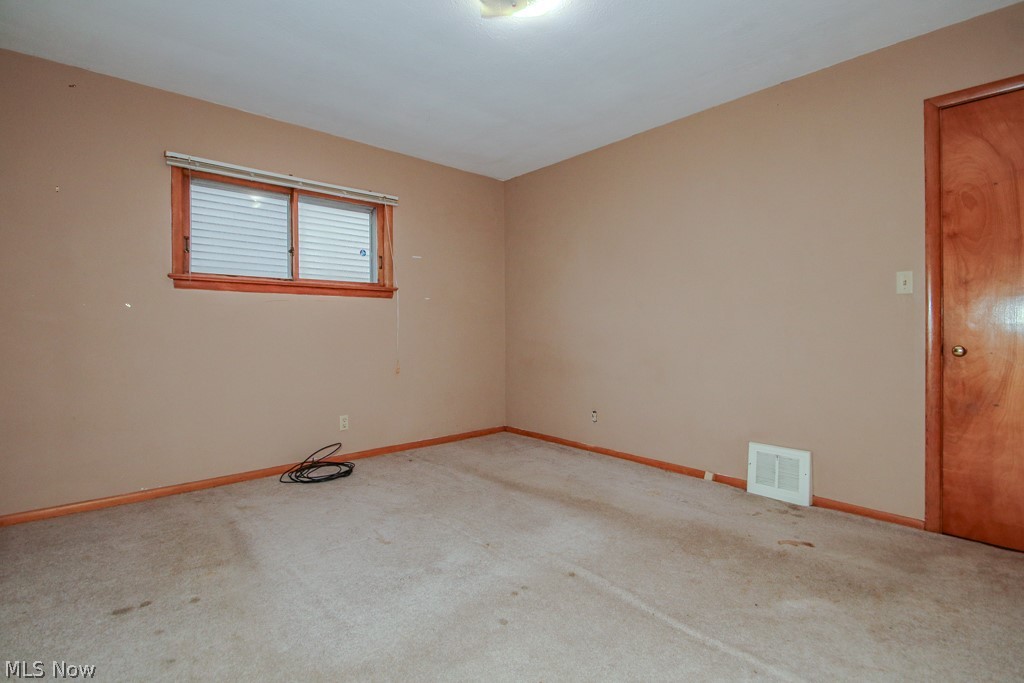 655 E 305th Street Willowick OH 44095