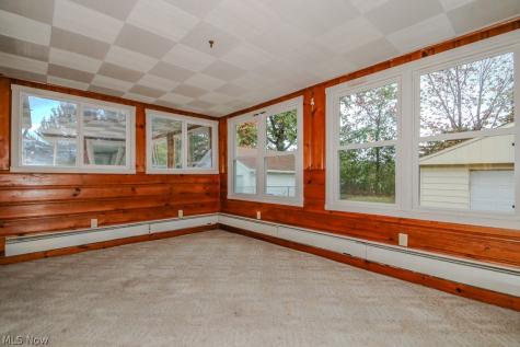 655 E 305th Street Willowick OH 44095