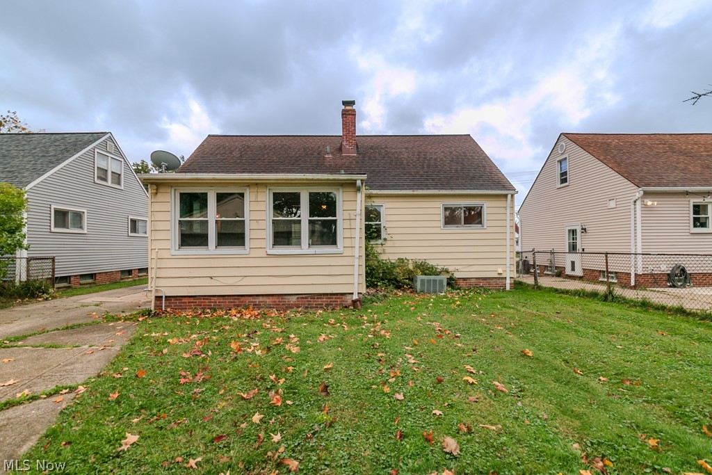 655 E 305th Street Willowick OH 44095