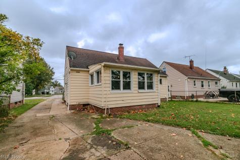 655 E 305th Street Willowick OH 44095