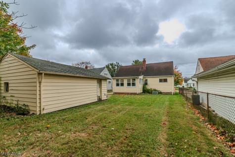 655 E 305th Street Willowick OH 44095