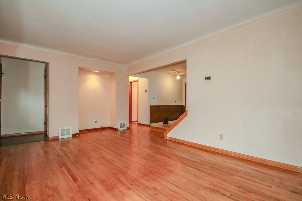 655 E 305th Street Willowick OH 44095