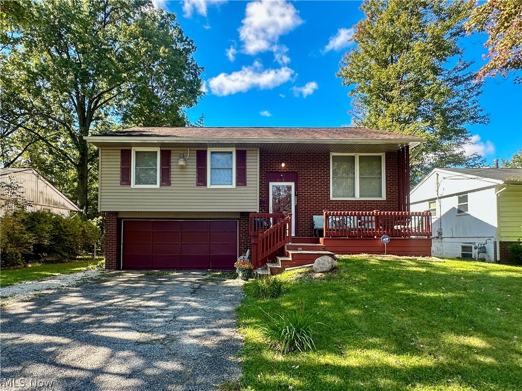 865 Landsdowne Avenue NW Warren OH 44485