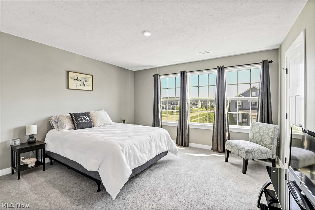 36288 Thornbury Street North Ridgeville OH 44039