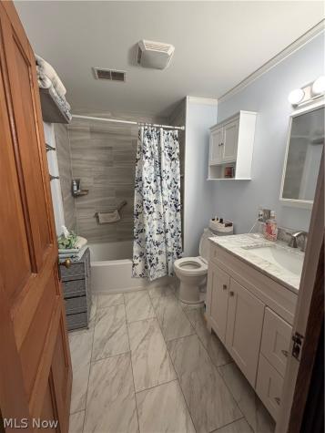 221 Oakwood Avenue Marietta OH 45750