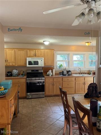 221 Oakwood Avenue Marietta OH 45750