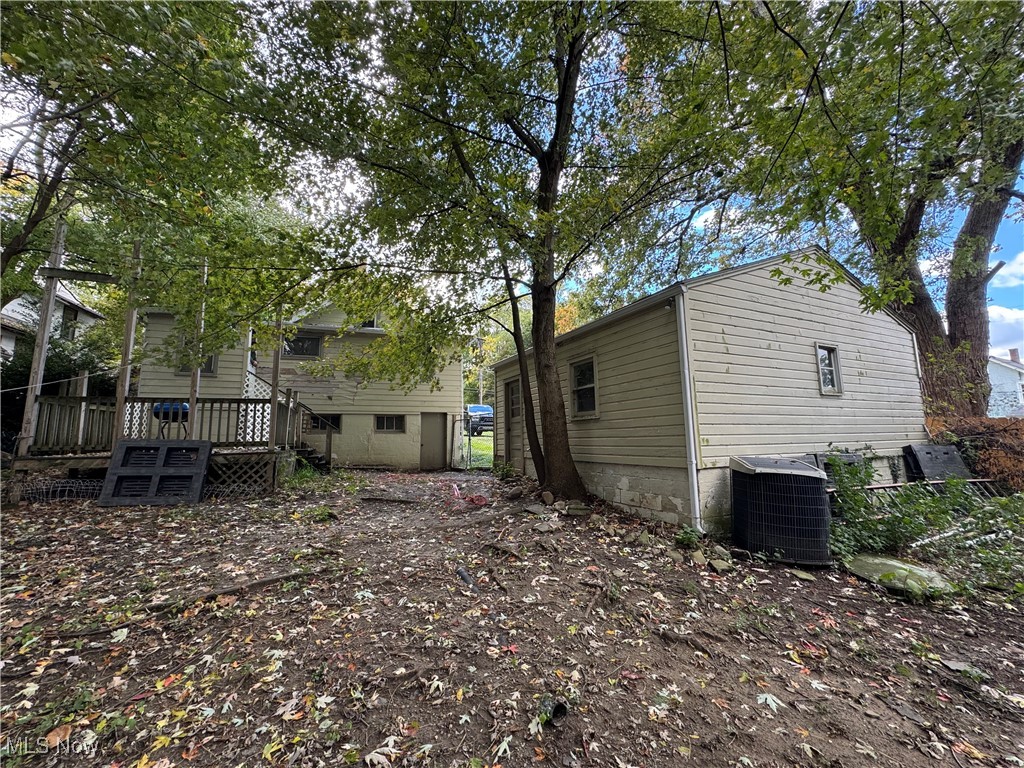 211 W 58th Street Ashtabula OH 44004
